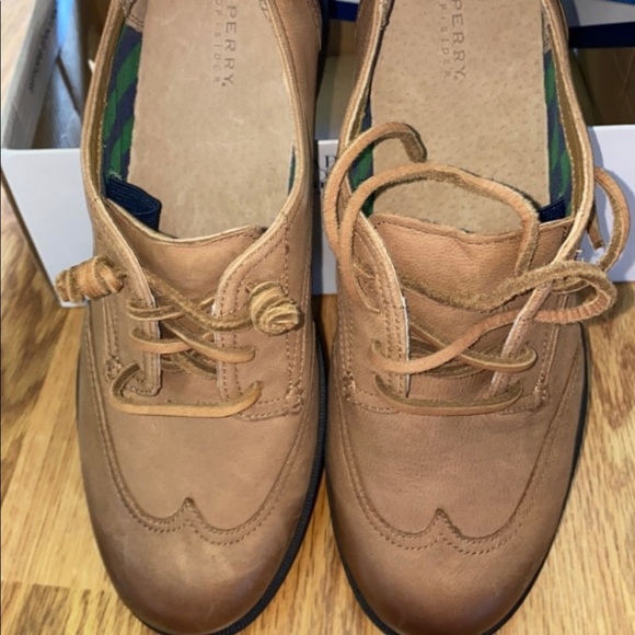 Sperry Shoes - Picture 2 of 4